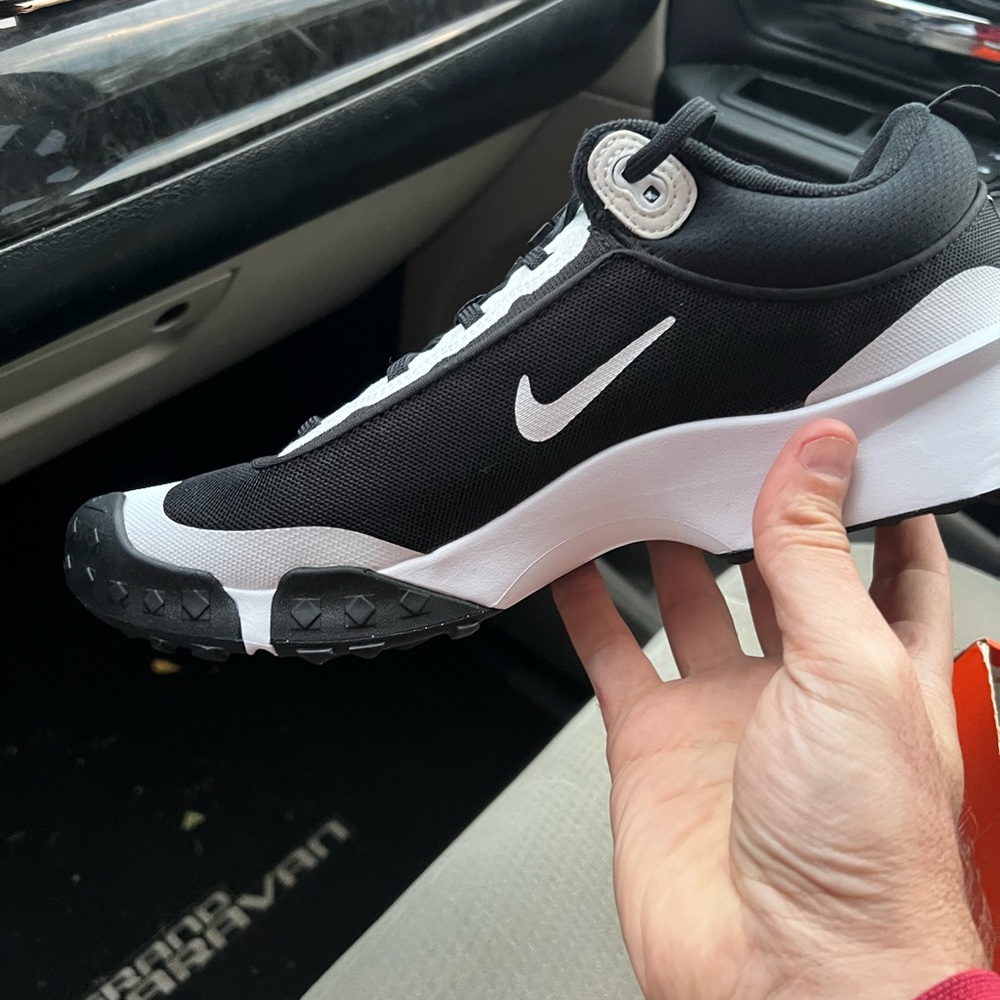 Mens nike air Diamond varsity turf (DZ0502 004) no box size 10.5